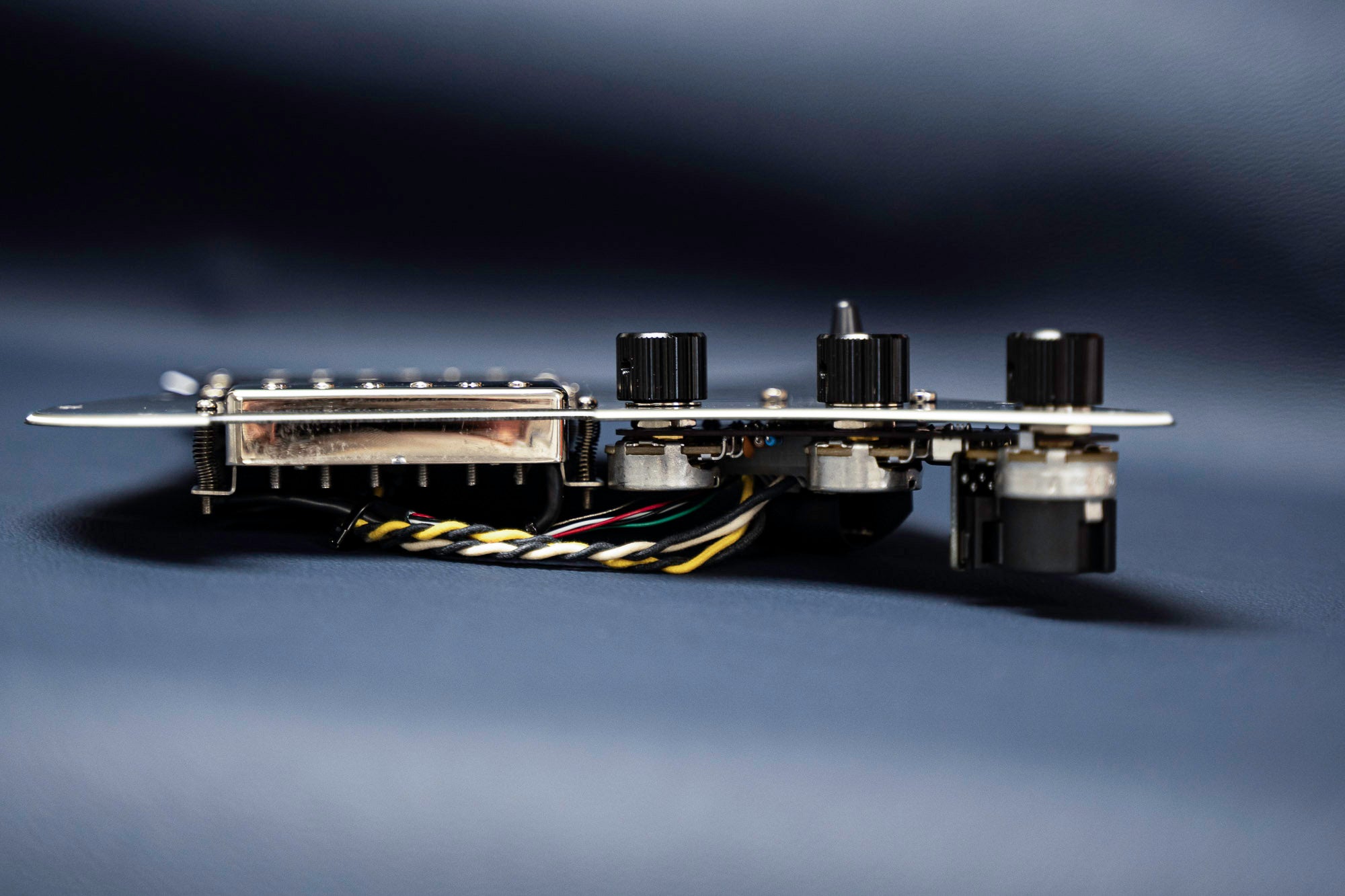 Custom Shop: HSS Loaded Pickguard für Strat®