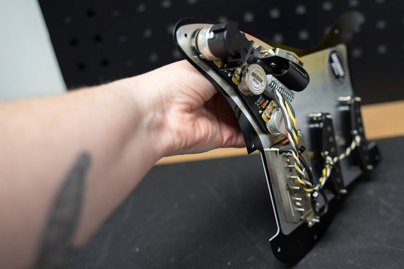 Sonderanfertigungen: HSS-bestücktes Schlagbrett für Strat®